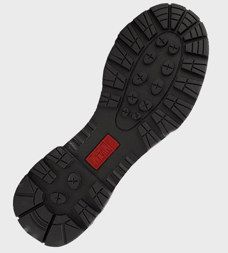 magnum_buty_CLASSIC_galeria_11.jpg