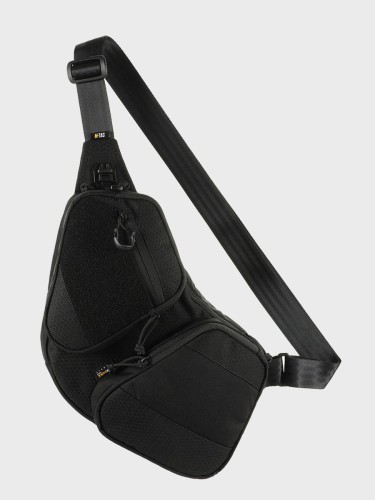 SASZETKA NA RAMIĘ TORBA MĘSKA BAT WING BAG CZARNA