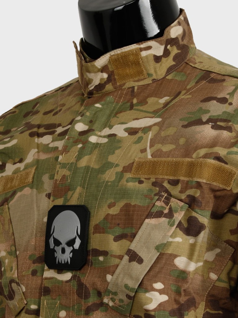 mil-tec_emblemat_SKULL_LG_czarny_sklep_galeria_04.jpg