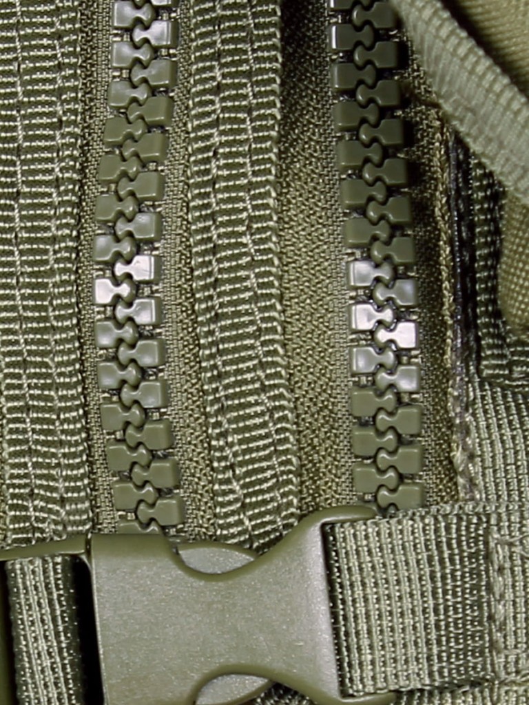 mil-tec_kamizelka_TA9_olive_08.jpg