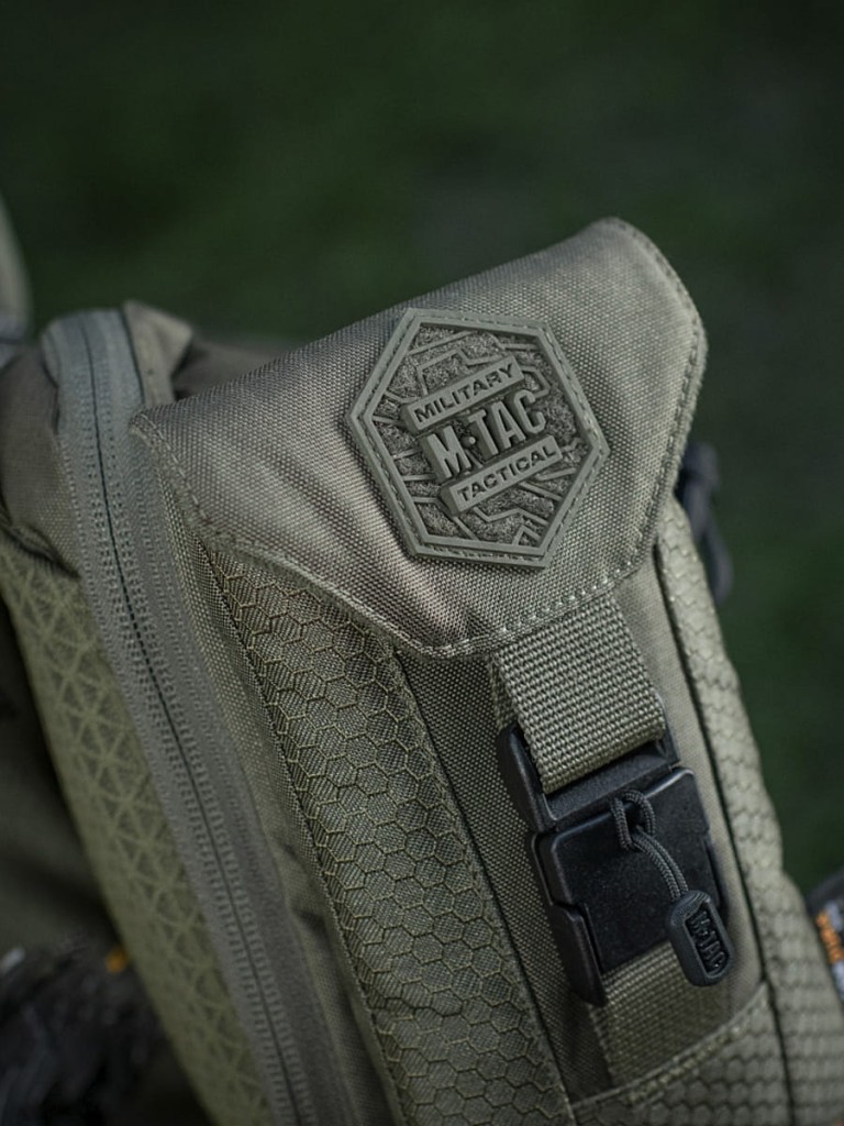 M-Tac_Etui_Na_Smartfon_Elite_Large_Hex_R_Green_galeria_sklep_07.jpg