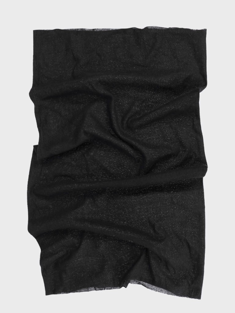 HI-TEC_Komin_TEMI_BLACK_ONE_SIZE_galeria_sklep_02.jpg