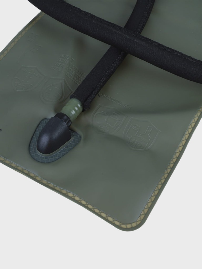 MIL-TEC_BUKLAK_CAMELBAK_TPU_3L_OLIV_galeria_sklep_05.jpg