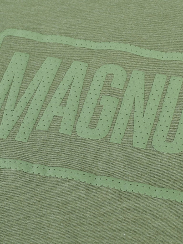 MAGNUM_T-Shirt_ESSENTIAL_2_0_OLIVE_MELANGE_galeria_sklep_05.jpg