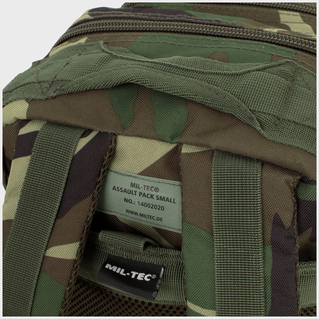 mil-tec_plecak_assault_20l_woodland2_galeria_07.jpg