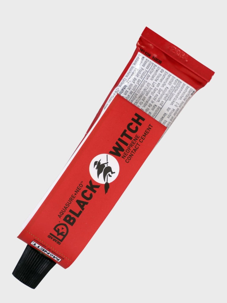GearAid_Black_Witch_Aquasure+NEO™_28ml_galeria_sklep_03.jpg