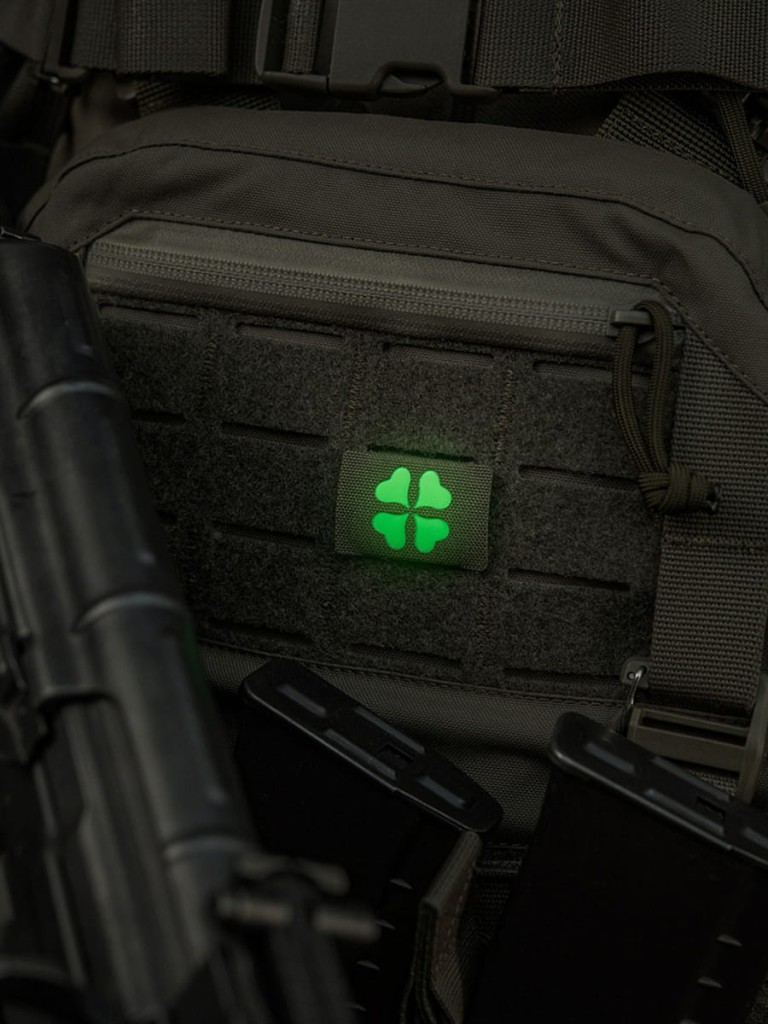 M-Tac_Naszywka_MOLLE_Koniczyna_RangerGreen_galeria_SKLEP_08.jpg