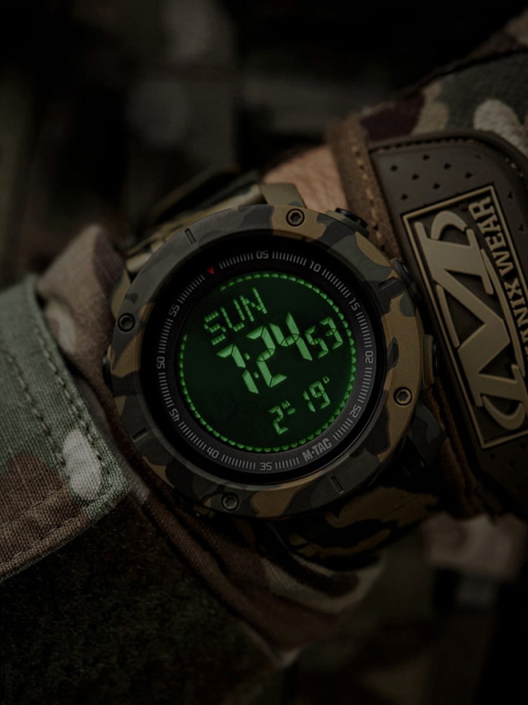 M-Tac_Zegarek_Taktyczny_Z_Kompasem_2095_Camo_galeria_SKLEP_06.jpg