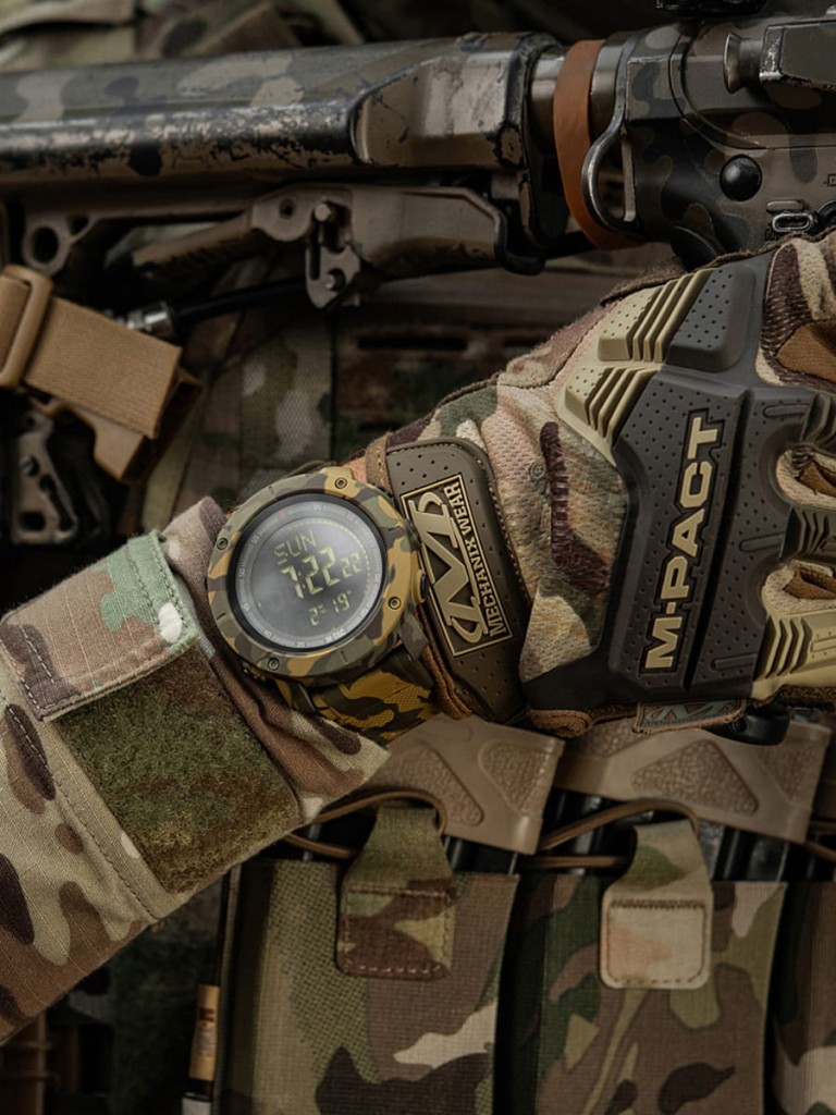 M-Tac_Zegarek_Taktyczny_Z_Kompasem_2095_Camo_galeria_SKLEP_10.jpg