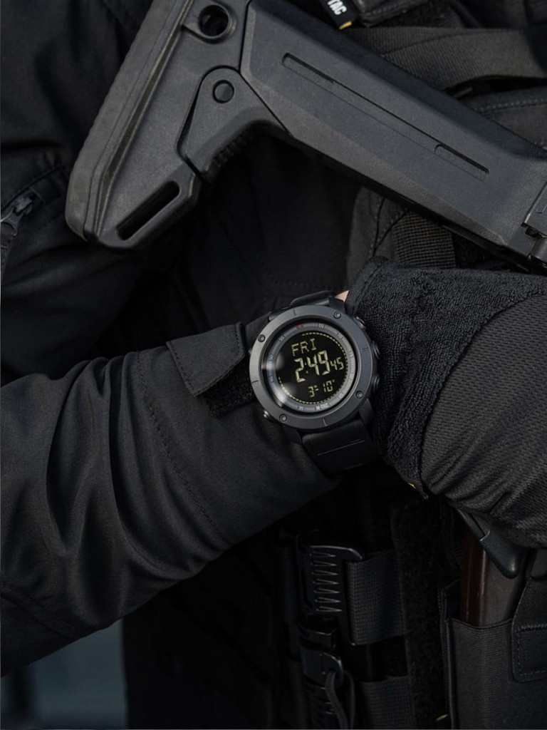 M-Tac_Zegarek_Taktyczny_Z_Kompasem_2095_Black_galeria_SKLEP_06.jpg