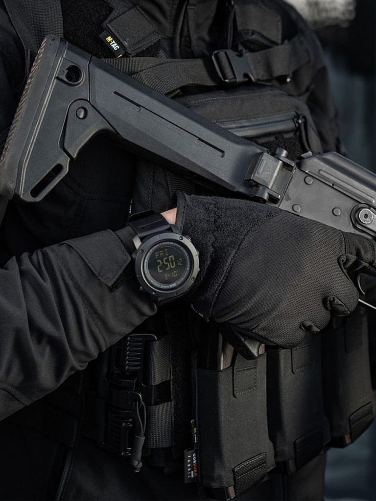 M-Tac_Zegarek_Taktyczny_Z_Kompasem_2095_Black_galeria_SKLEP_07.jpg