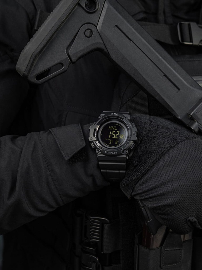 M-Tac_Zegarek_Taktyczny_Z_Kompasem_2233_Black_galeria_SKLEP_07.jpg